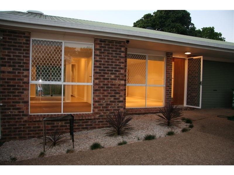 3/27 Harold Street, West End QLD 4810