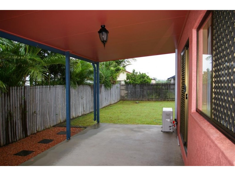 42 Estuary Parade, Douglas QLD 4814