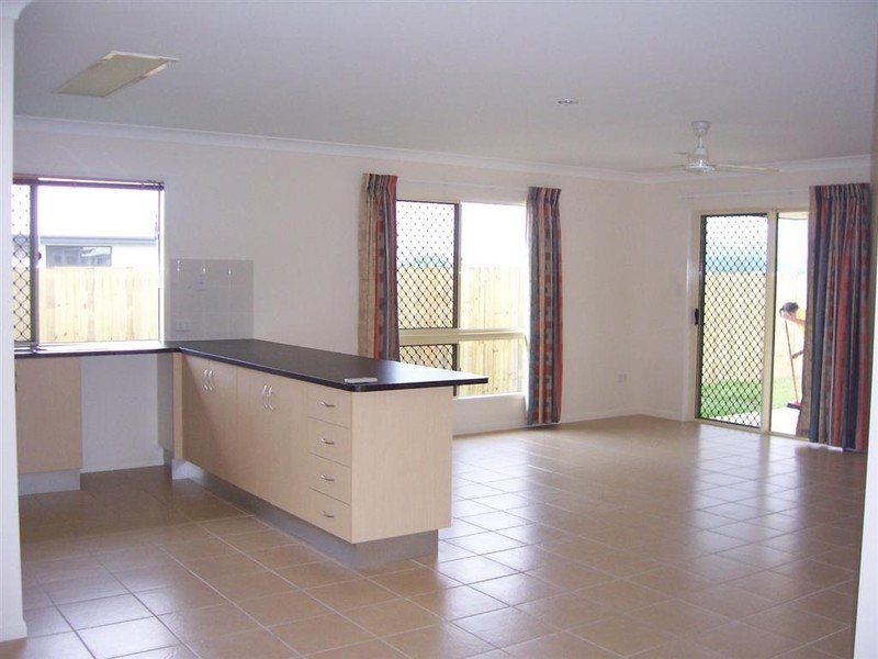 13 Baybreeze Pocket, Idalia QLD 4811