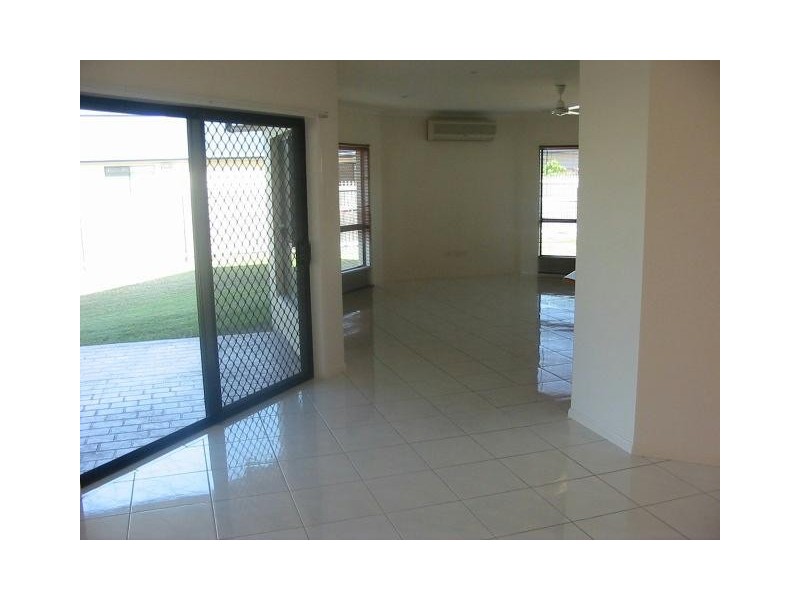 11 Waterford Grove, Idalia QLD 4811