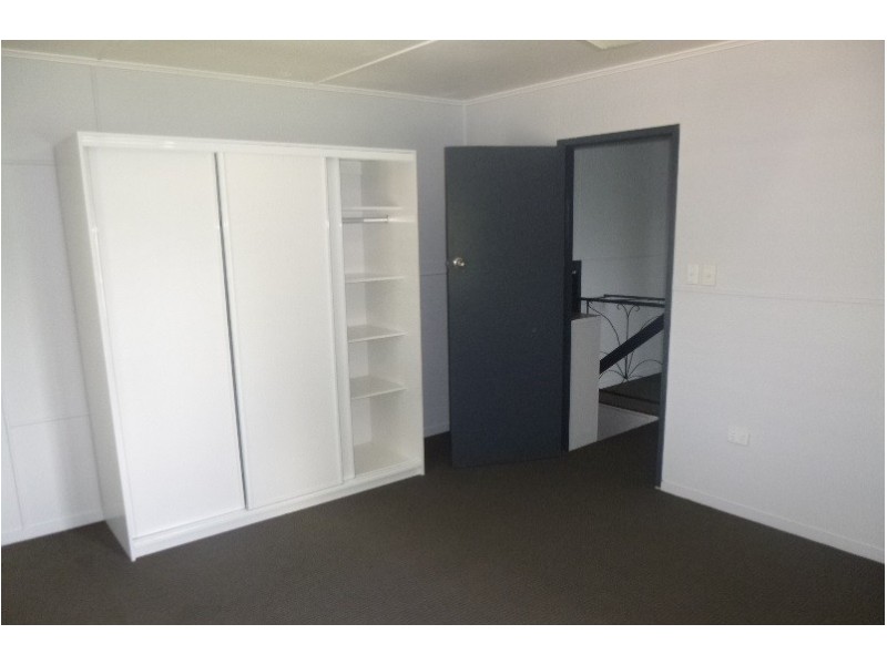 188 Charles Street, Cranbrook QLD 4814