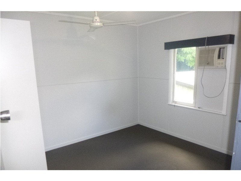 188 Charles Street, Cranbrook QLD 4814