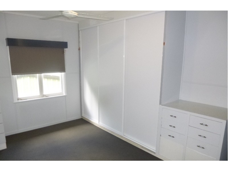 188 Charles Street, Cranbrook QLD 4814