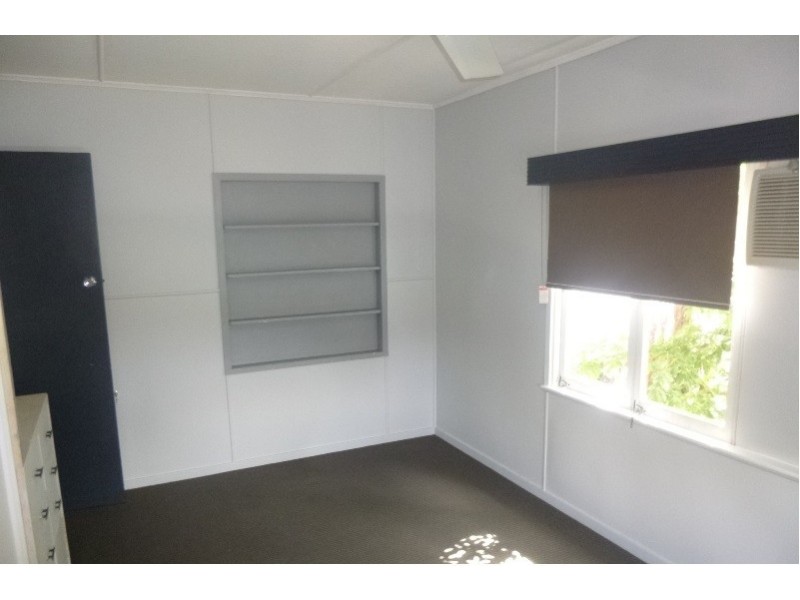 188 Charles Street, Cranbrook QLD 4814