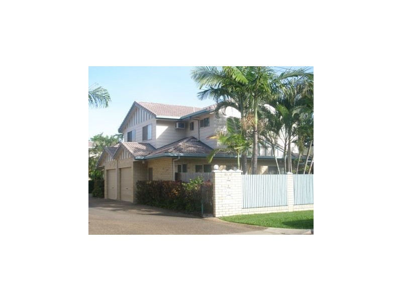 8/45-47 Park Street, Pimlico QLD 4812