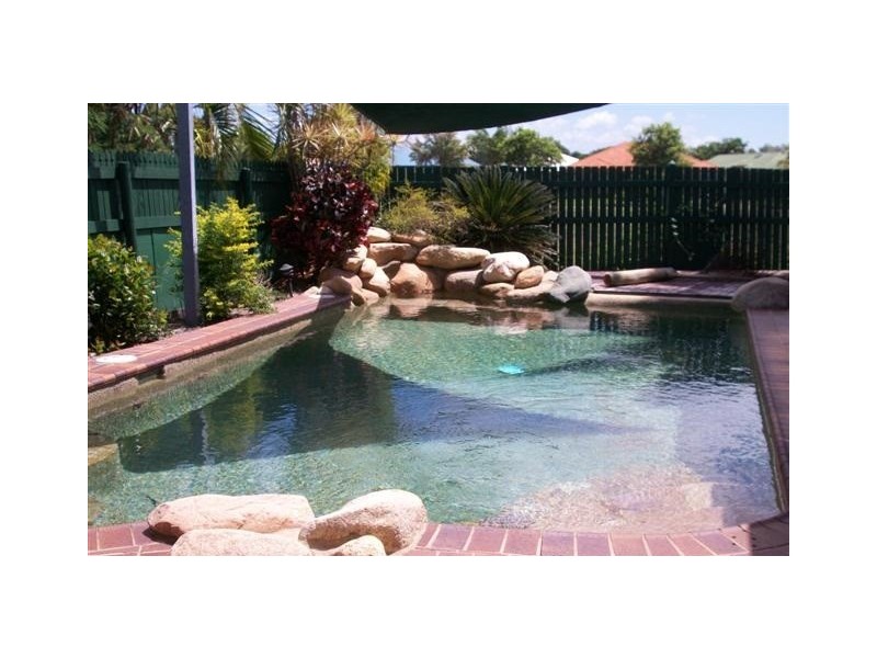 25 Evergreen Drive, Kirwan QLD 4817