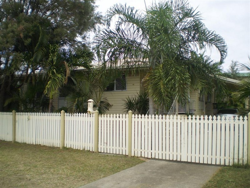 12 Illuta Street, Rasmussen QLD 4815