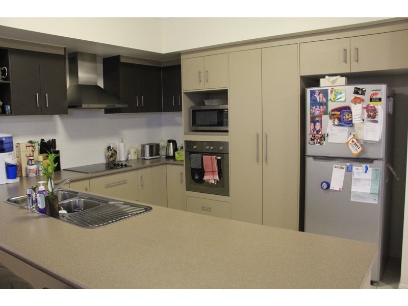 19 Rangeleigh Court, Mount Louisa QLD 4814