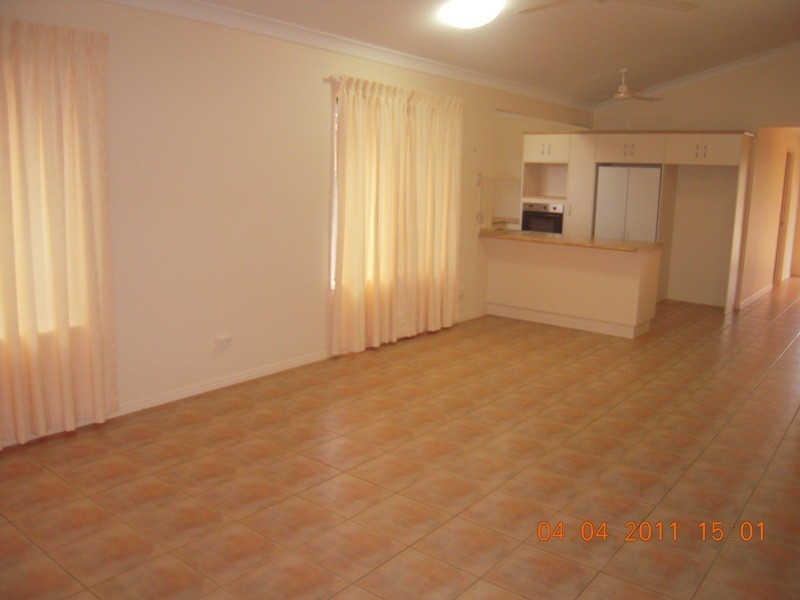 60 Cockatoo Circuit, Douglas QLD 4814