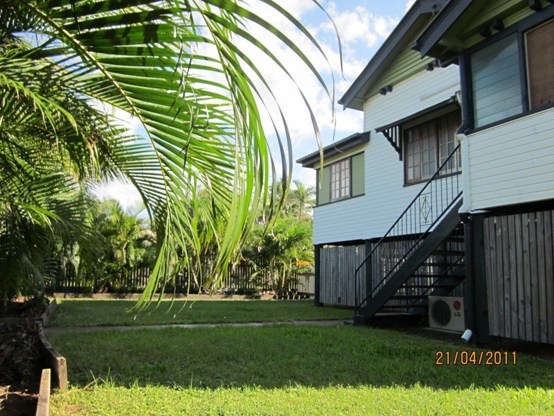 155 Kings Road, Pimlico QLD 4812