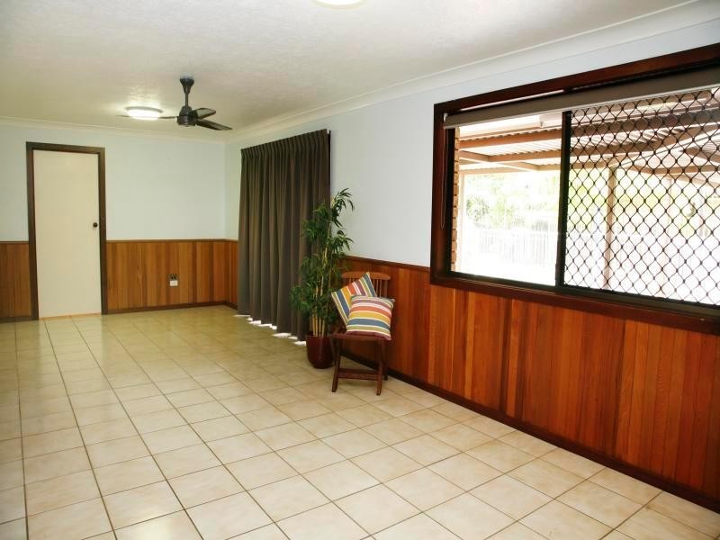 13 Malaga Street, Kirwan QLD 4817