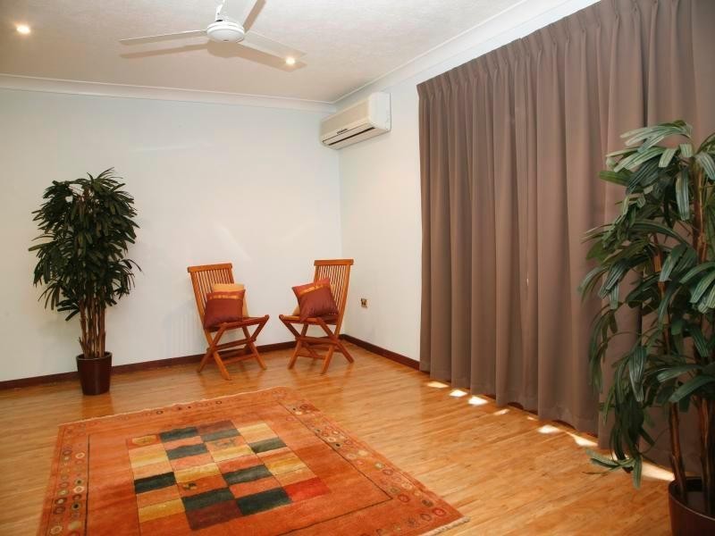 13 Malaga Street, Kirwan QLD 4817