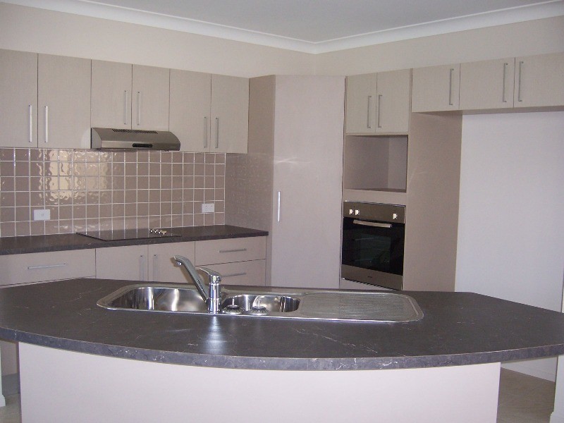 4 Mentmore Court, Bushland Beach QLD 4818