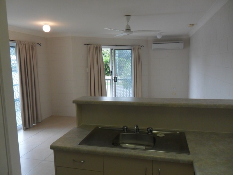 3/36 Henry Street, West End QLD 4810