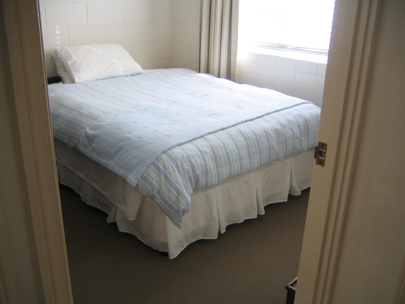 3/36 Henry Street, West End QLD 4810