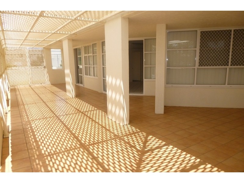 Unit 1D, 7 The Strand, North Ward QLD 4810