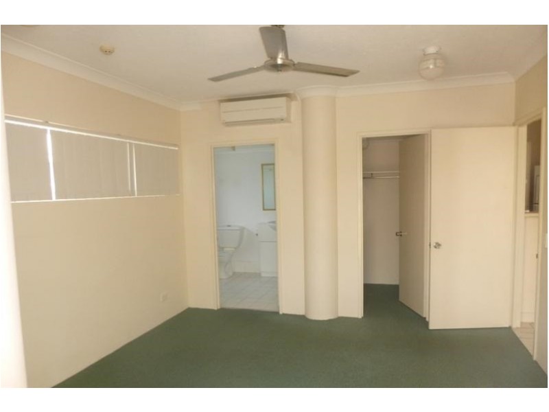 Unit 1D, 7 The Strand, North Ward QLD 4810