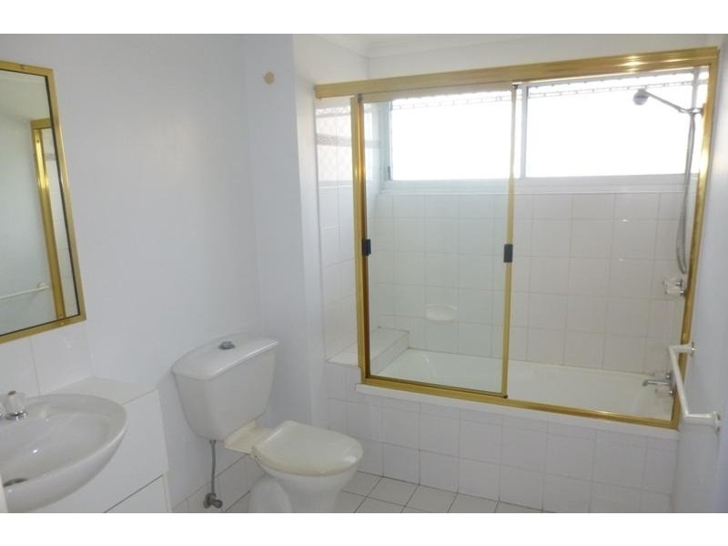 Unit 1D, 7 The Strand, North Ward QLD 4810