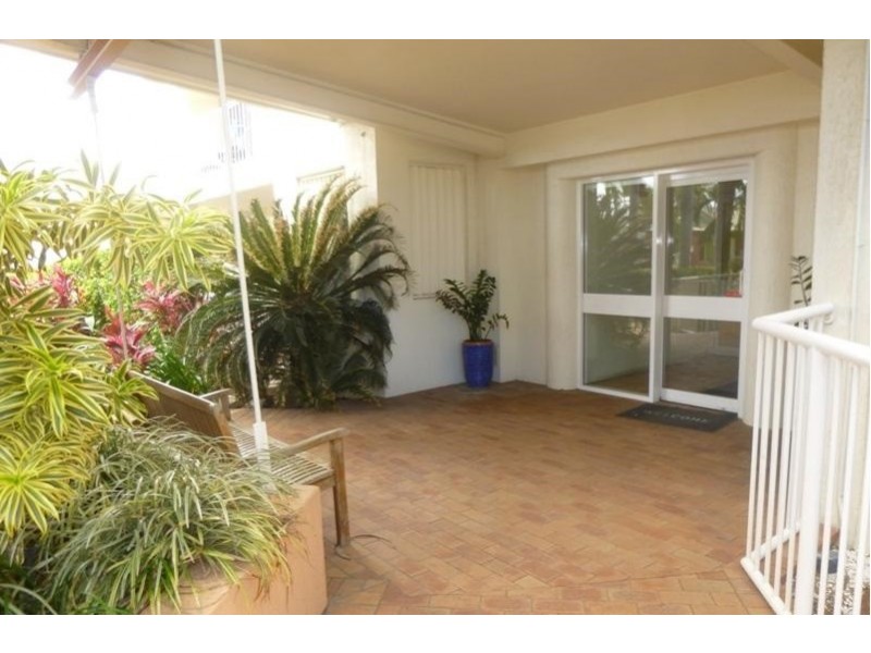 Unit 1D, 7 The Strand, North Ward QLD 4810