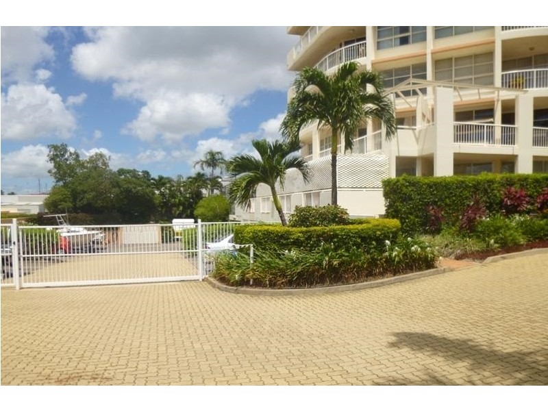 Unit 1D, 7 The Strand, North Ward QLD 4810
