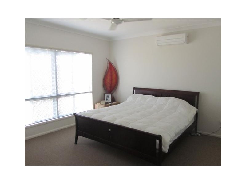 51 Beach Oak Drive, Mount Low QLD 4818