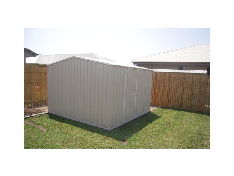 51 Beach Oak Drive, Mount Low QLD 4818