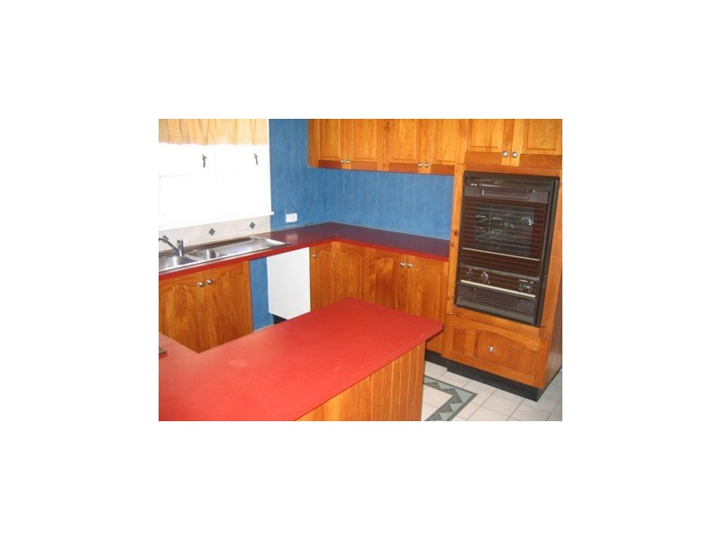 2 Second Street, Railway Estate QLD 4810