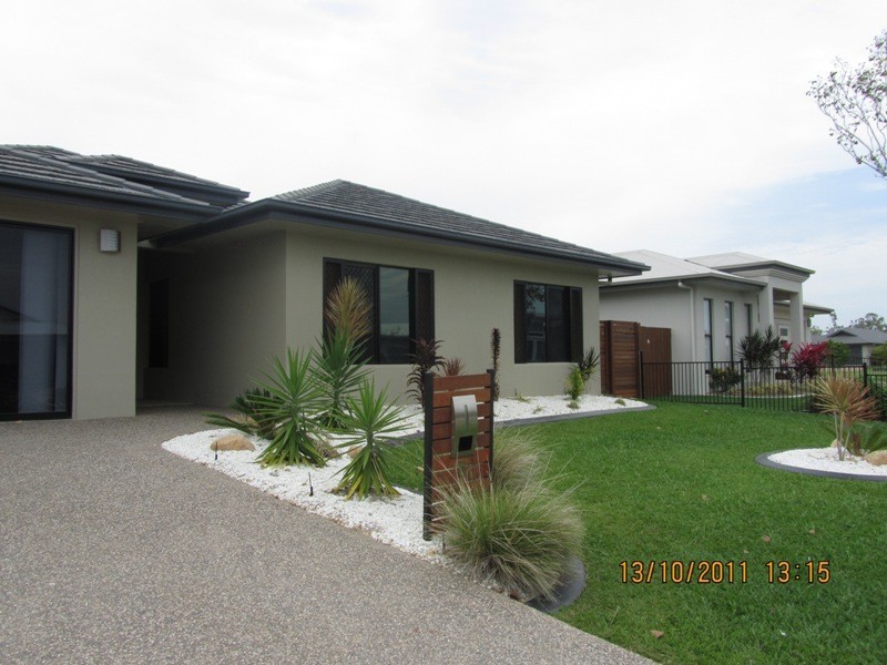 5 Balladonia Avenue, ‘Sanctum’, Mount Low QLD 4818