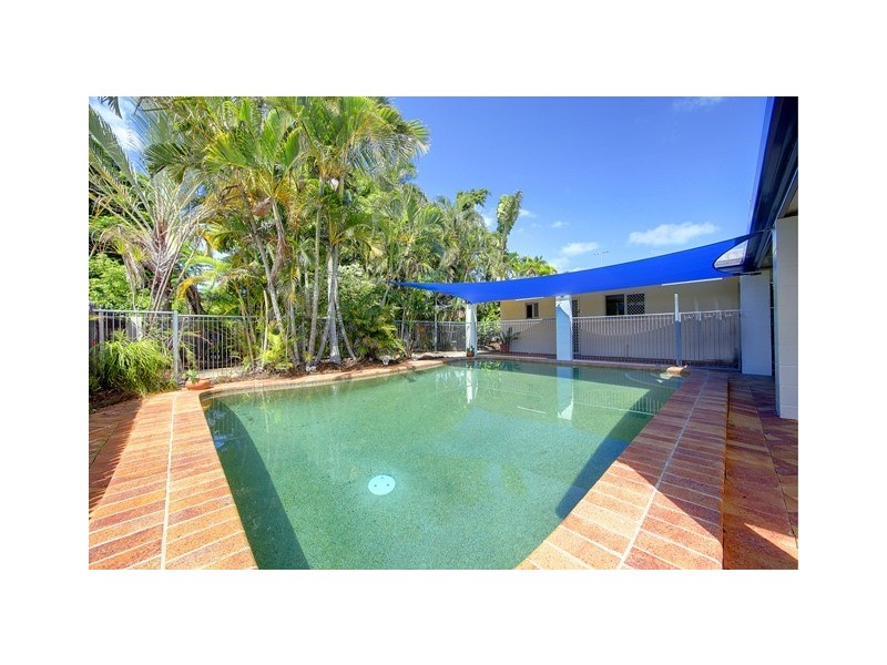 5 Mathiesen Street, Cranbrook QLD 4814