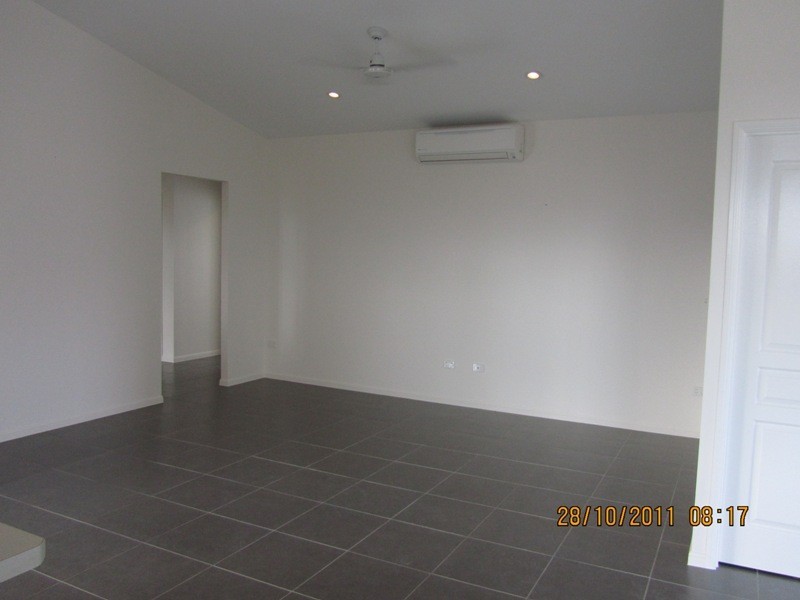 19 Bilbao Place, Bushland Beach QLD 4818