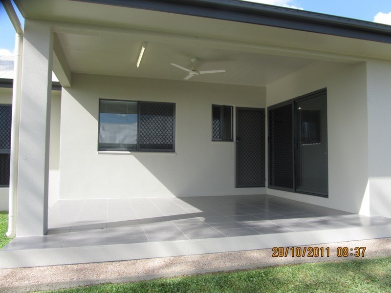 19 Bilbao Place, Bushland Beach QLD 4818