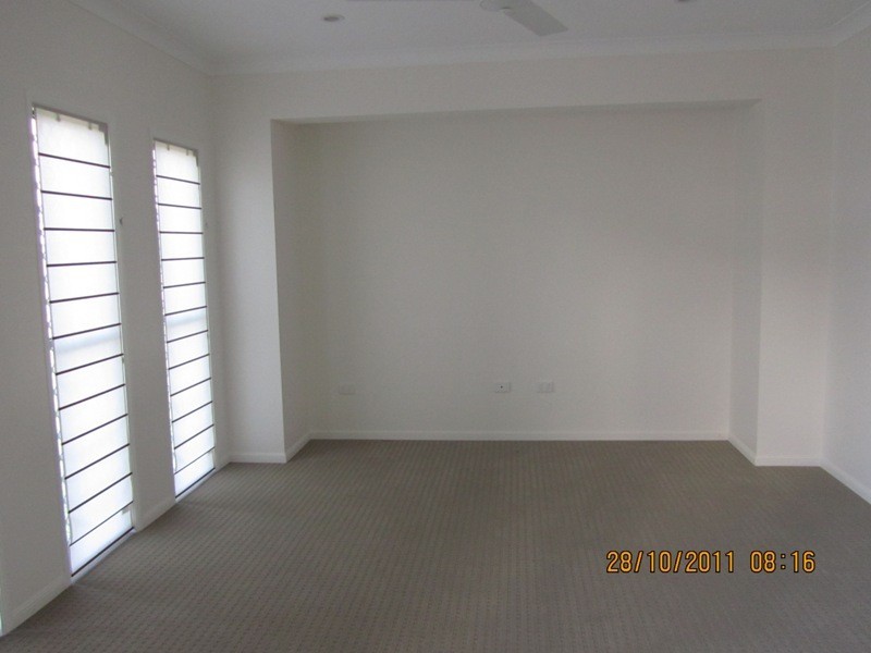 19 Bilbao Place, Bushland Beach QLD 4818