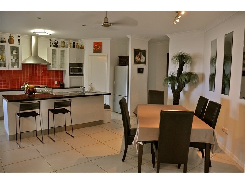 41 Minaret Way, Mount Louisa QLD 4814