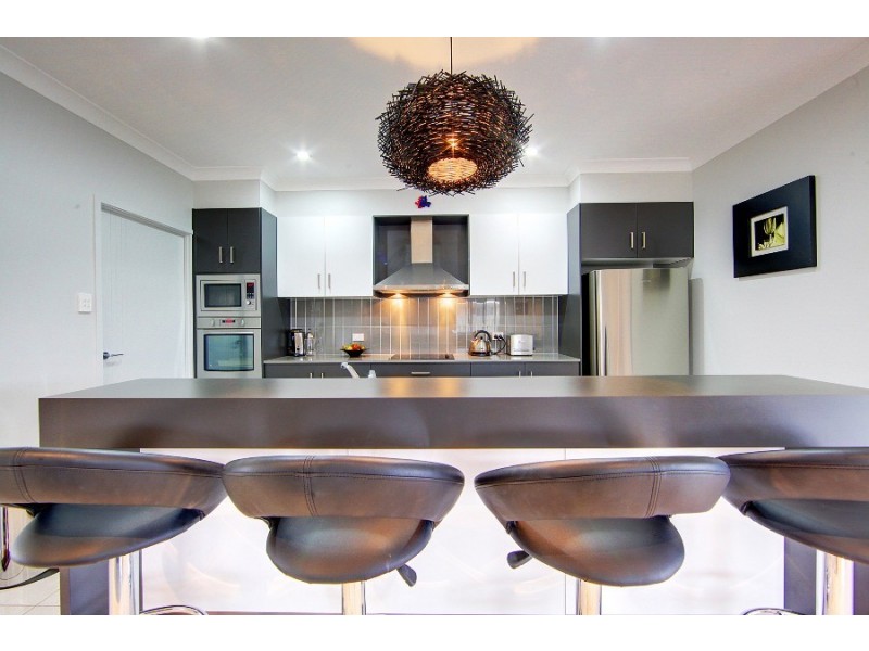 5 Oculina Street, Burdell QLD 4818