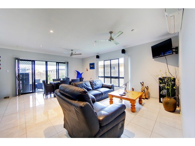 5 Oculina Street, Burdell QLD 4818