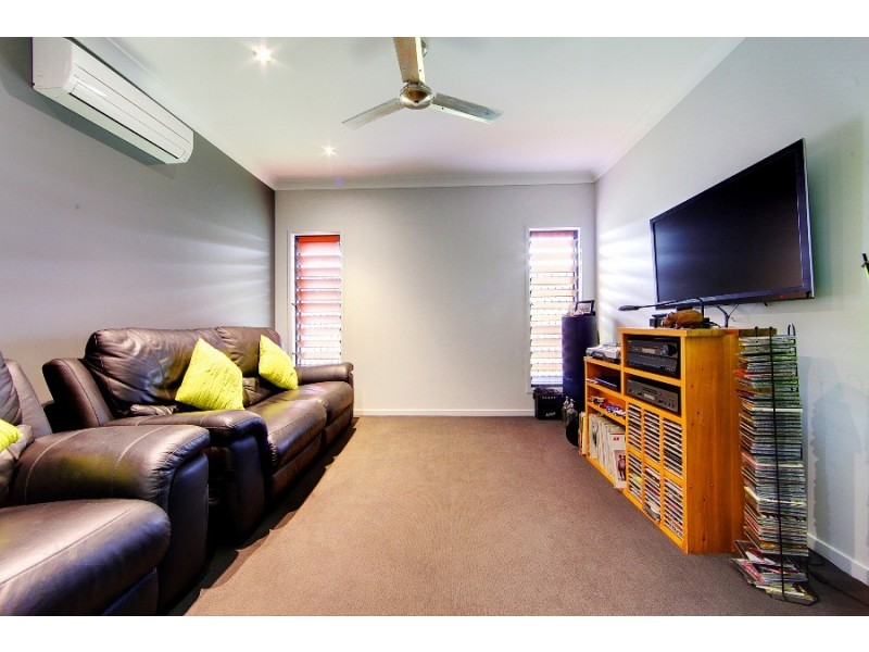 5 Oculina Street, Burdell QLD 4818