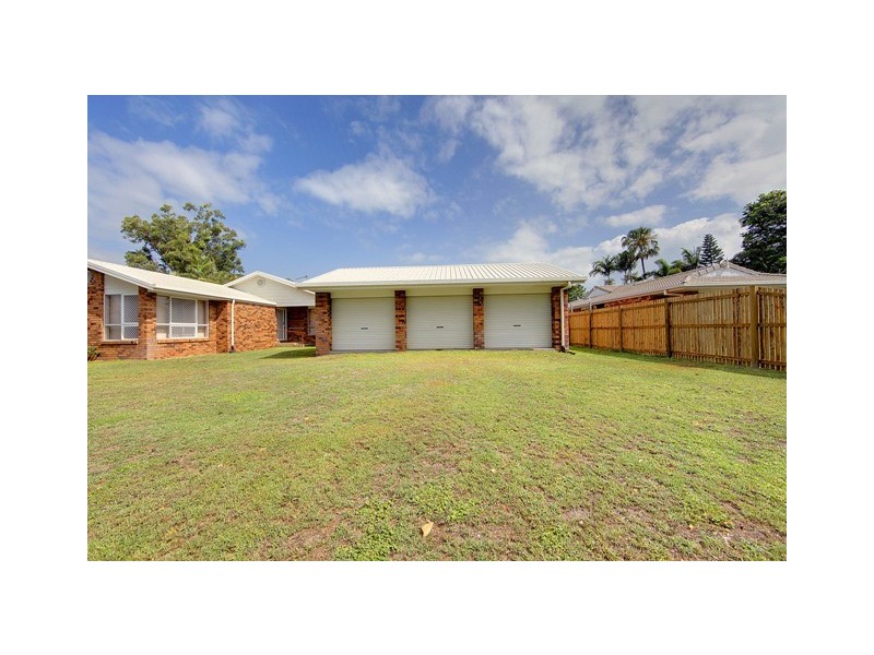 17 Hillgrove Court, Bushland Beach QLD 4818