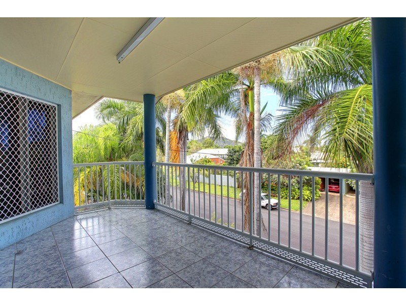 2/25 Lindsay, Rosslea QLD 4812
