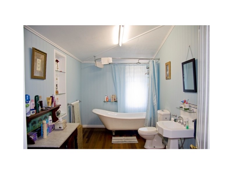 35 Sixth Street, South Townsville QLD 4810