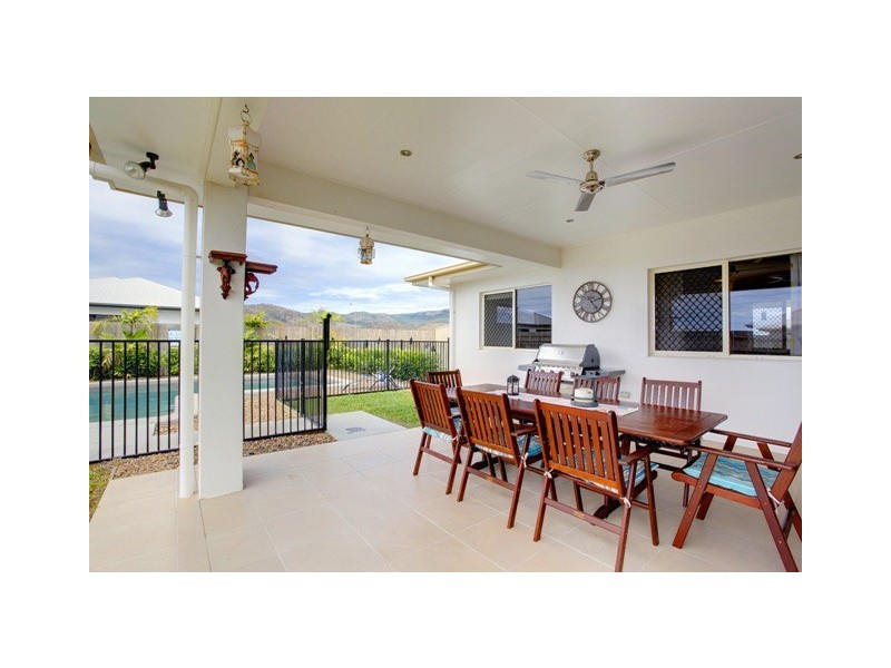 5 Waterstone Terrace, Idalia QLD 4811