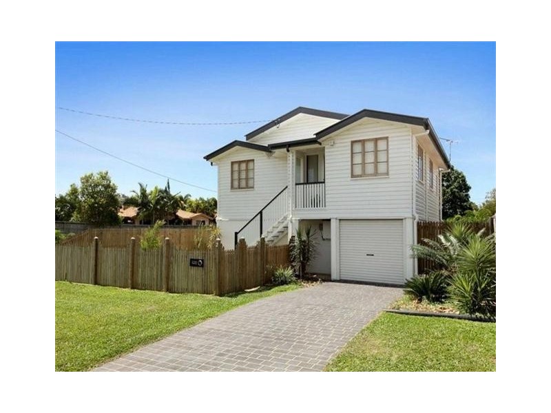 2 Spring Street, Hermit Park QLD 4812