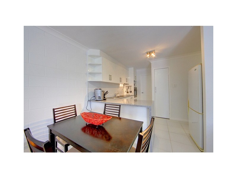 4/49 Camp Street, Mundingburra QLD 4812