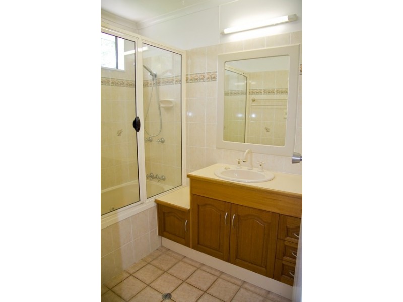 17 Etheridge Street, Mount Louisa QLD 4814