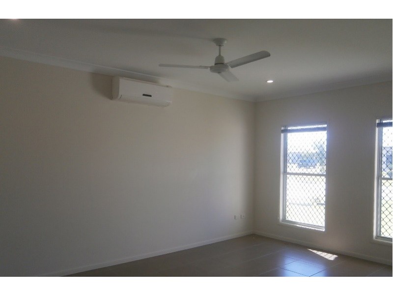 10 MAKENA CIRCUIT, Burdell QLD 4818