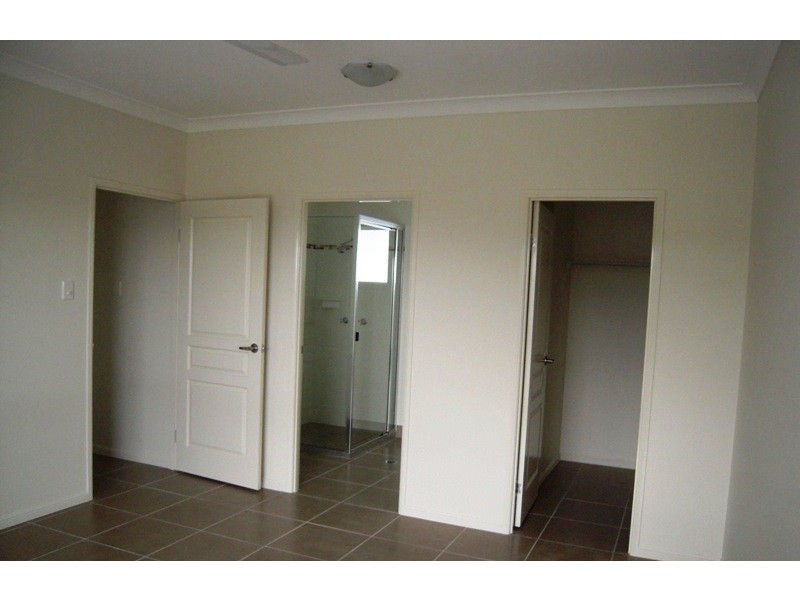 10 MAKENA CIRCUIT, Burdell QLD 4818