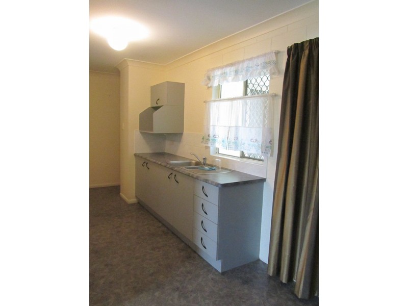 45 Brooks Street, Railway Estate QLD 4810