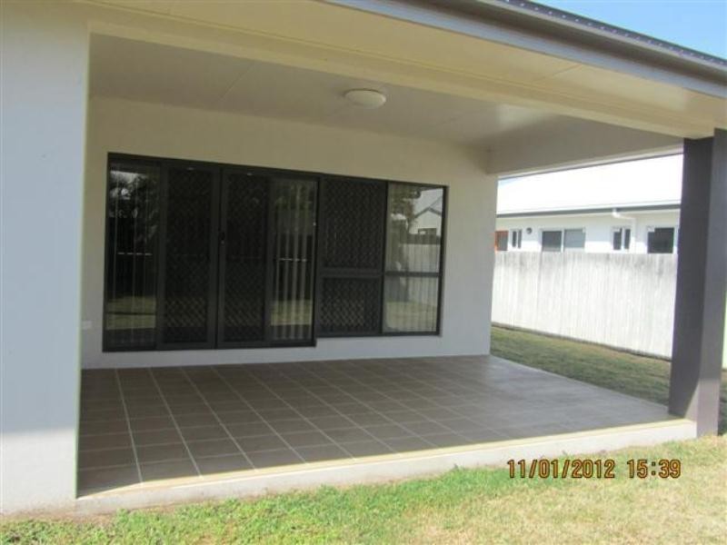 11 Riverwalk Way, ‘Riverside Gardens’, Douglas QLD 4814