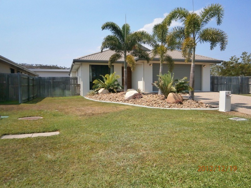 1 Kroymans Drive, Mount Louisa QLD 4814