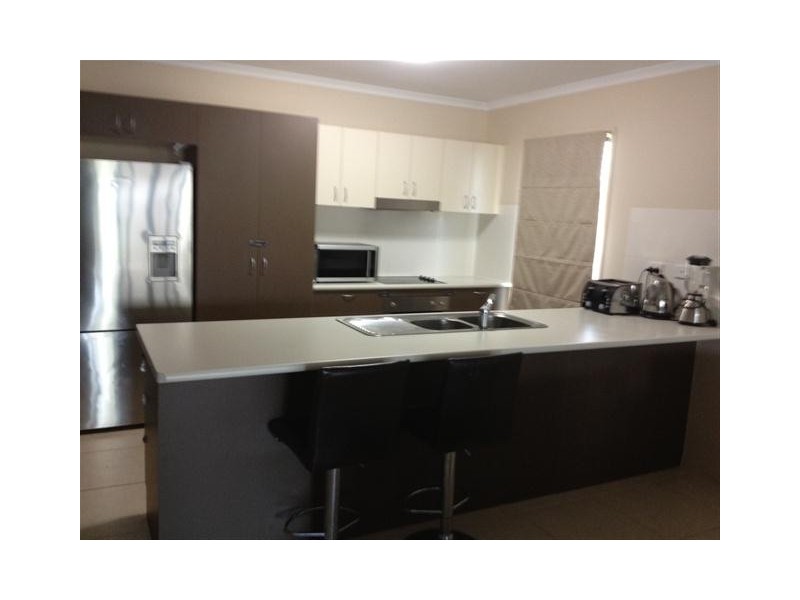 1 Kroymans Drive, Mount Louisa QLD 4814