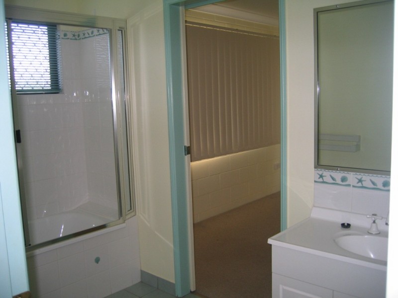 15 Kookaburra Court, Condon QLD 4815